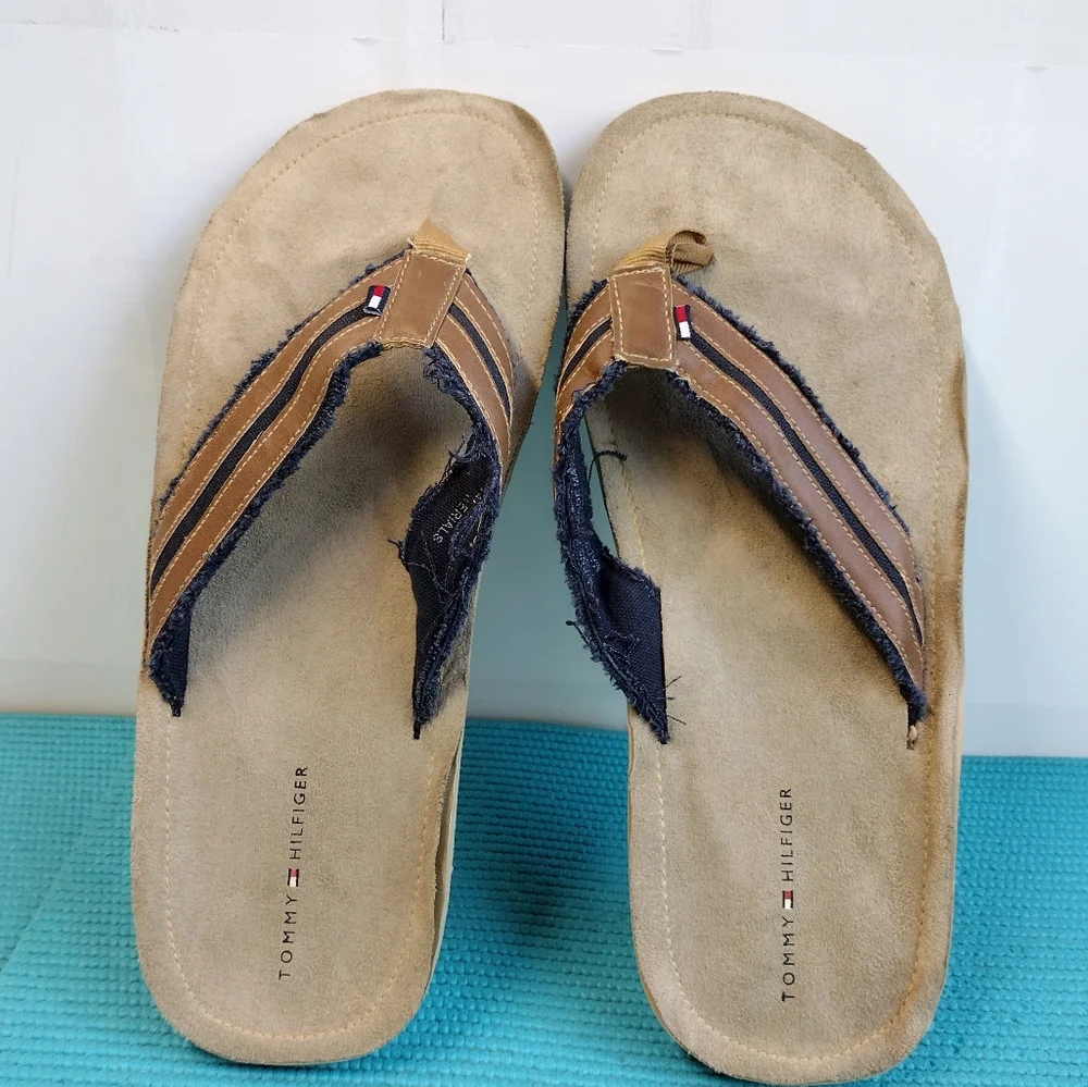 Tommy Hilfiger Men's Light Brown Sandals Flip Flops XXL ( 13 - 14)